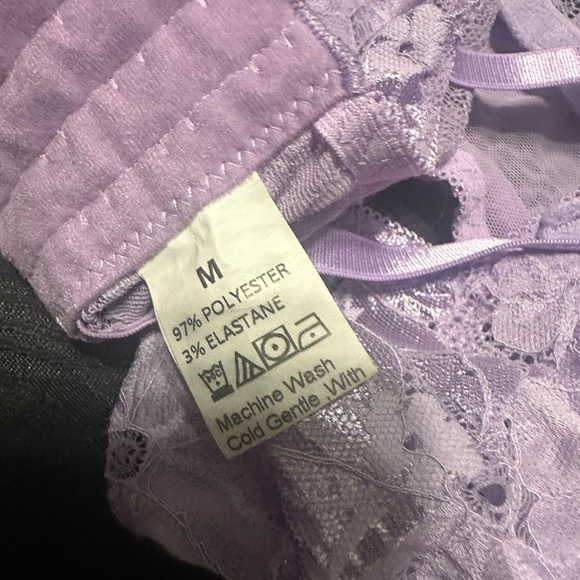 Lavender Lace Lingerie Set - Picture 5 of 5
